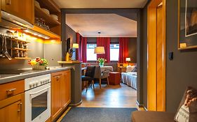 Quality Hosts Arlberg - Laerchenhof